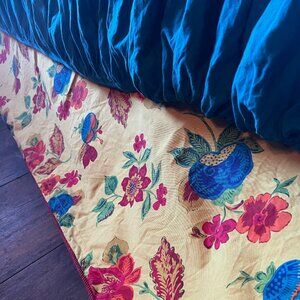 Linen Bed Set with Duvet, Sham & Bed Skirt - TWIN - Garnet Hill